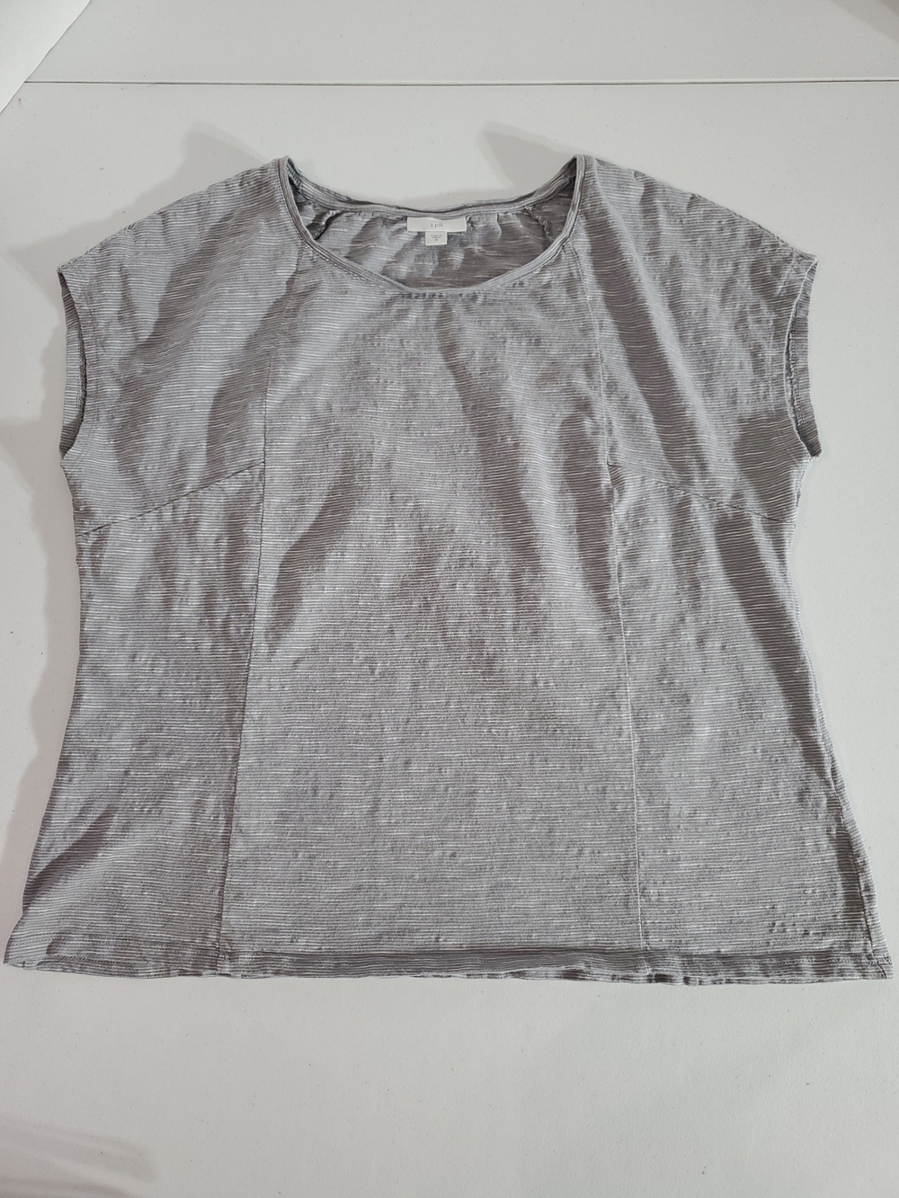 J. Jill Light Gray Short Sleeve Tee